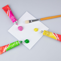 Krāsas tūbiņā KORES tempera, 12 spilgtas krāsas radošiem projektiem